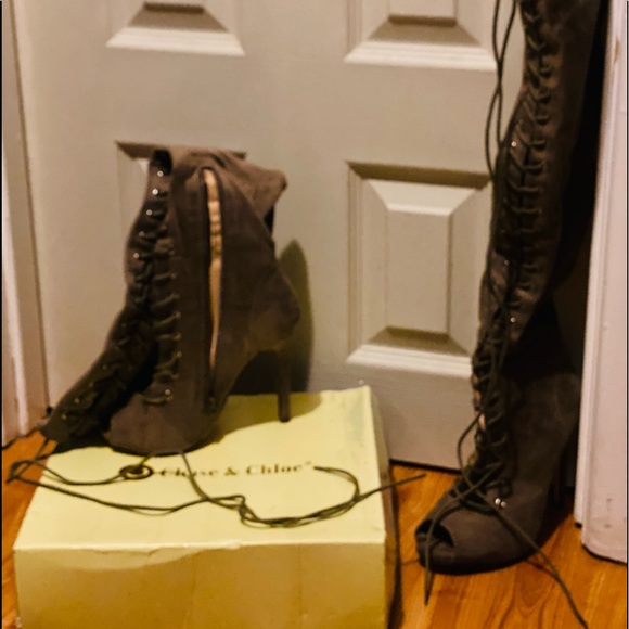 Heels - Picture 2 of 5